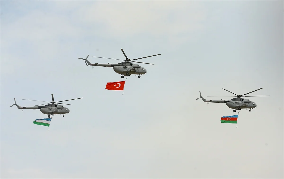 Azerbaycan, Türkiye ve Özbekistan'ın tatbikatında temsili terörist hedefler vuruldu