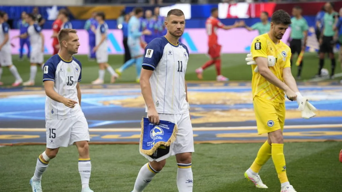 Bosna Hersekli futbolcu Edin Dzeko milli takıma veda ediyor!