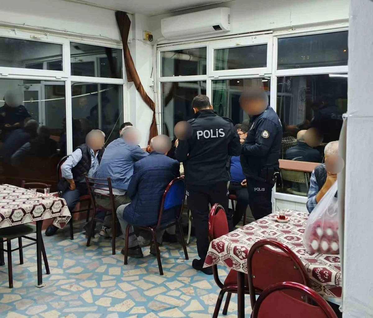 Bursa Yıldırım'da 300 polisle denetimde 7 işletmeye işlem uygulandı