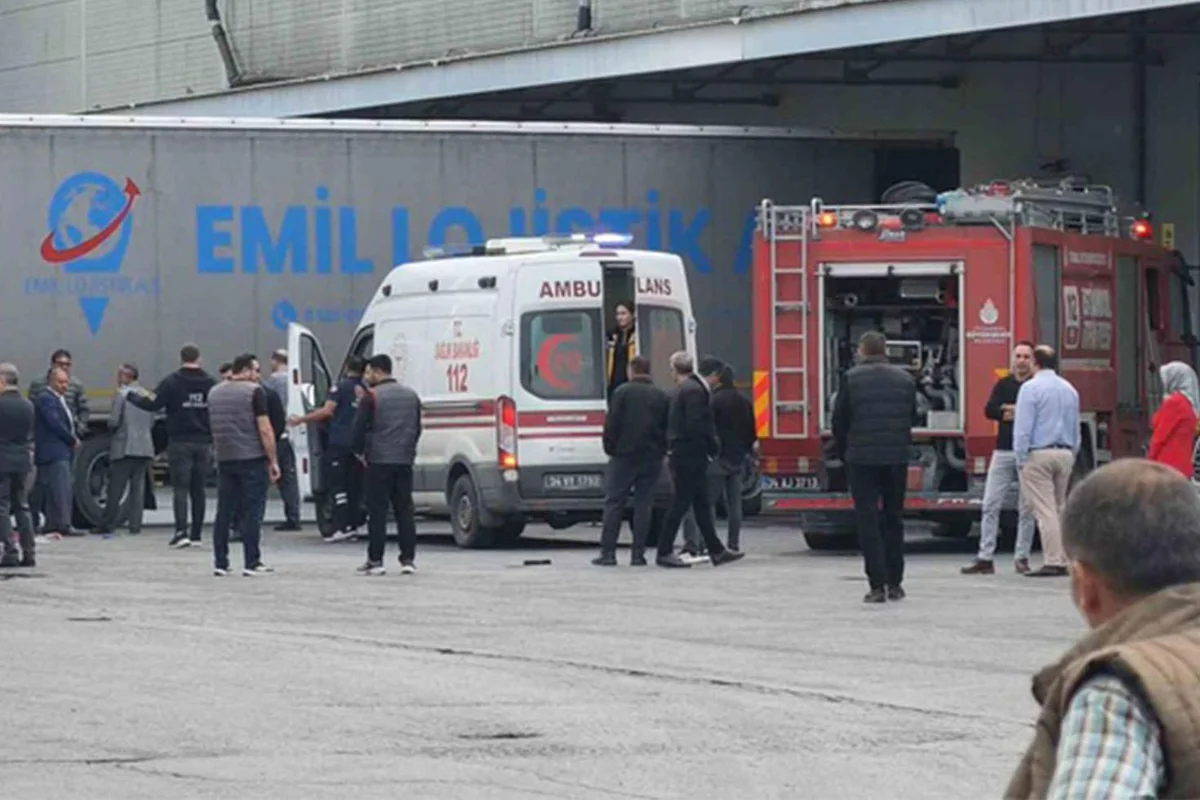 Esenyurt'ta korkunç ölüm! İki TIR'ın arasında sıkışıp can verdi