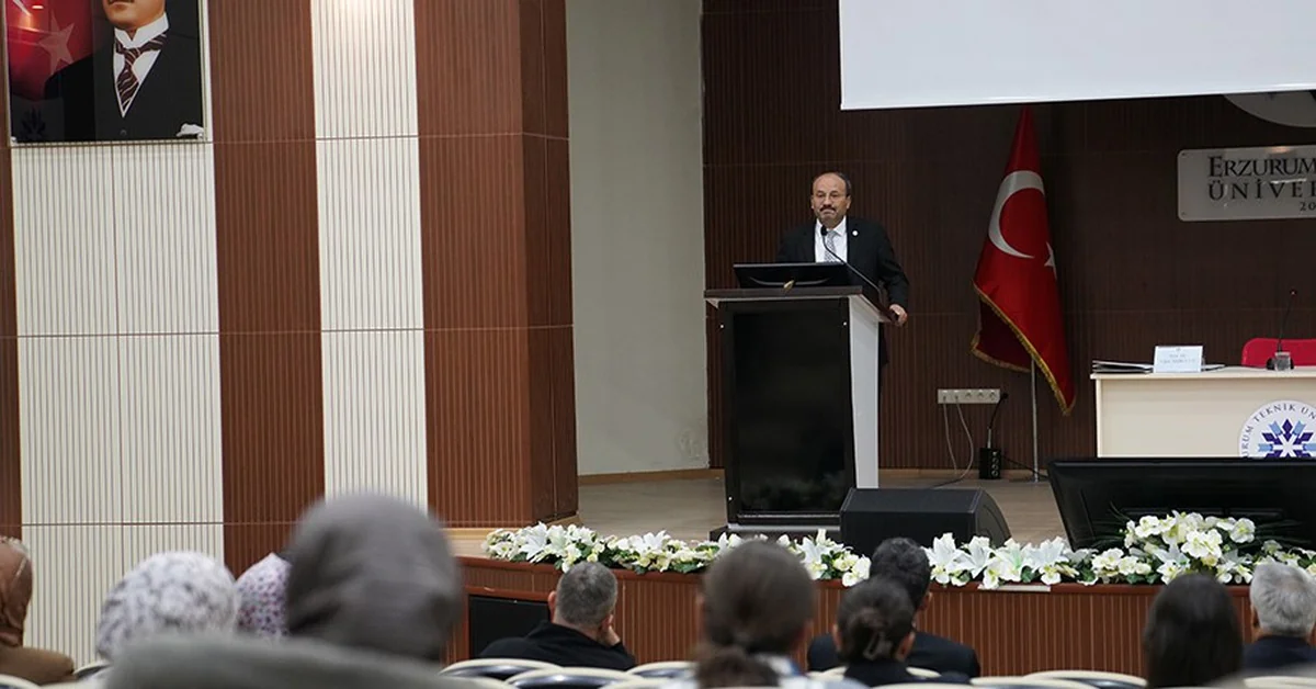 ETÜ’de 'Terörsüz Türkiye' panelinde Rektör Çakmak süreci değerlendirdi