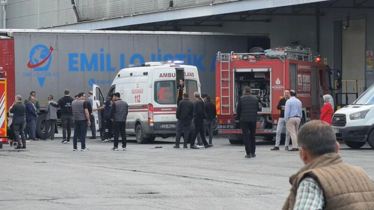 İki TIR arasında feci ölüm
