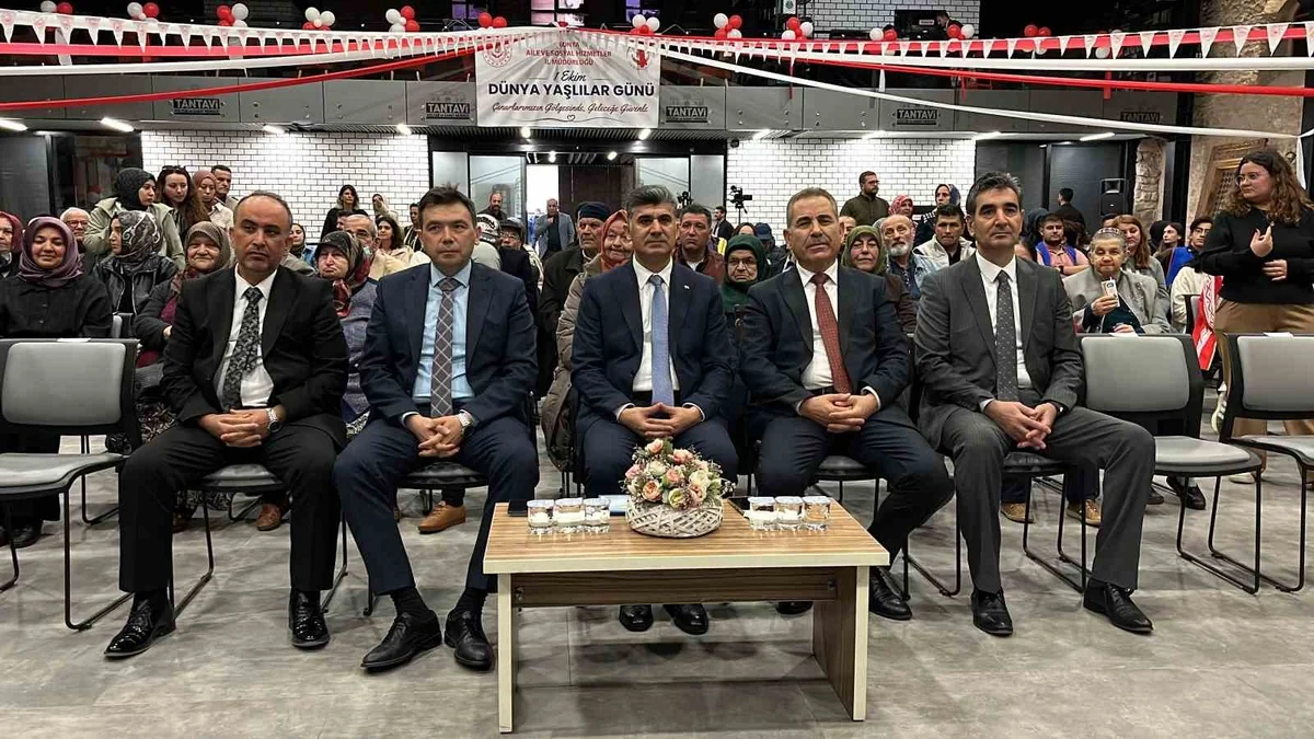 Konya’da 1 Ekim Dünya Yaşlılar Günü kutlandı