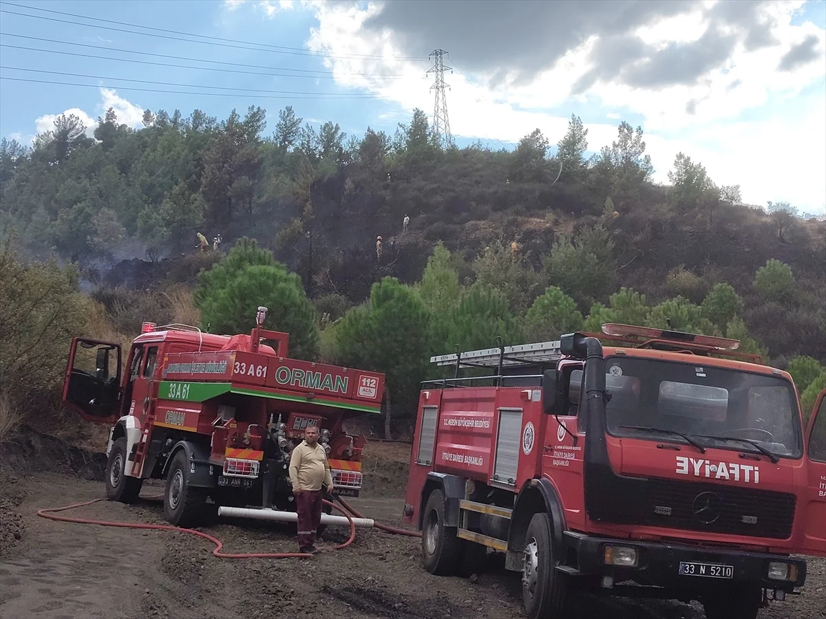 Mersin Bozyazı'da orman dışı arazide çıkan yangın söndürüldü