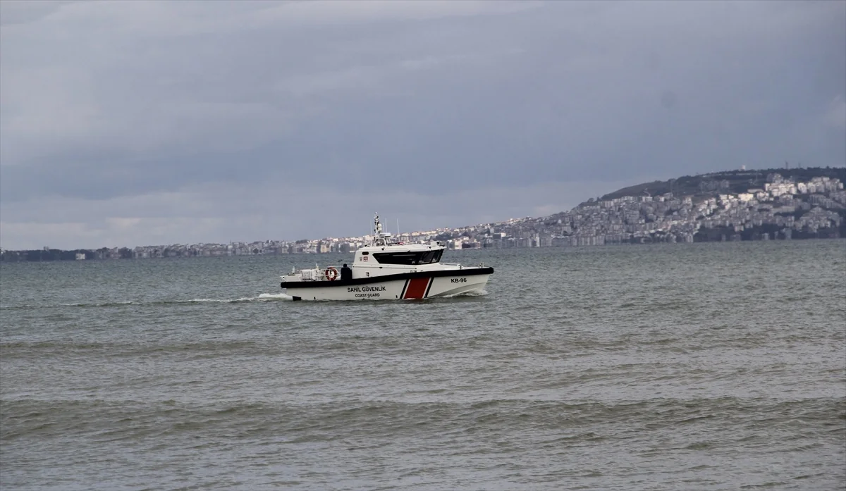 Sinop'ta denizde kaybolan polis memuru için 1 helikopter ve dalgıçlarla arama sürüyor