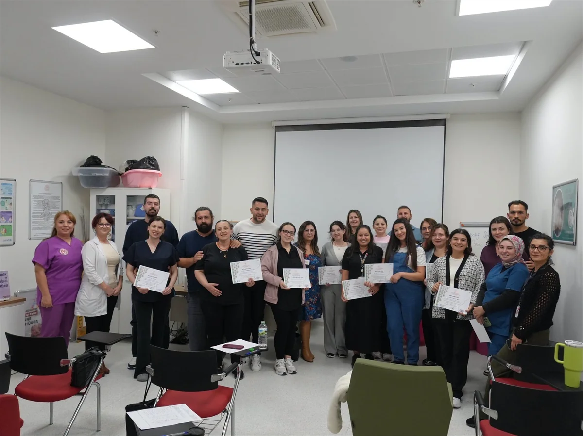 Tekirdağ Şehir Hastanesi'nde gebe okulunda anne adayları doğuma hazırlanıyor