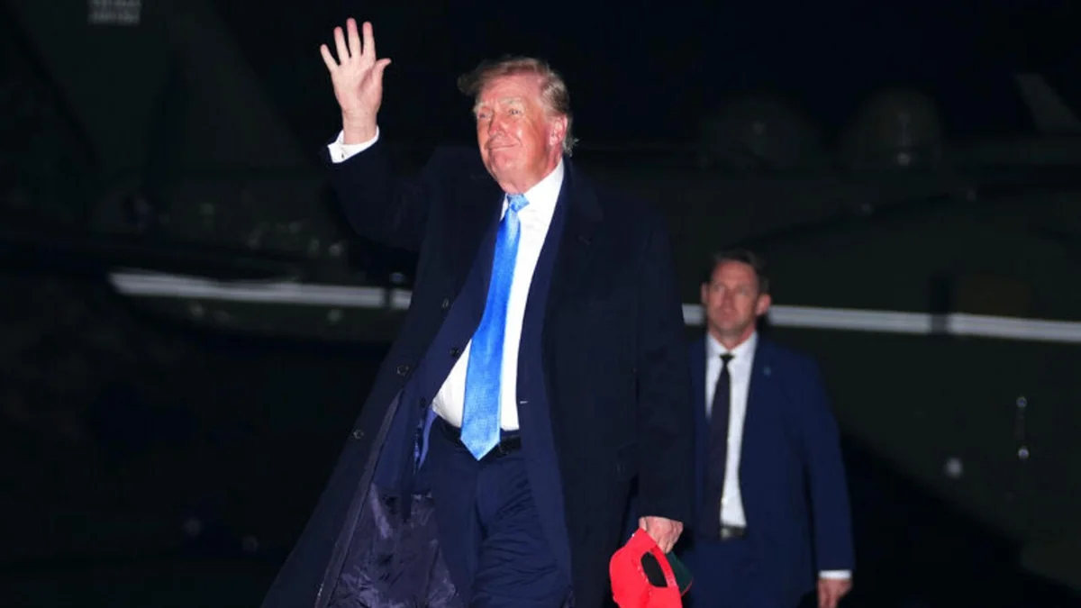 Trump: Irak'tan onurlu ve saygın şekilde ayrıldık