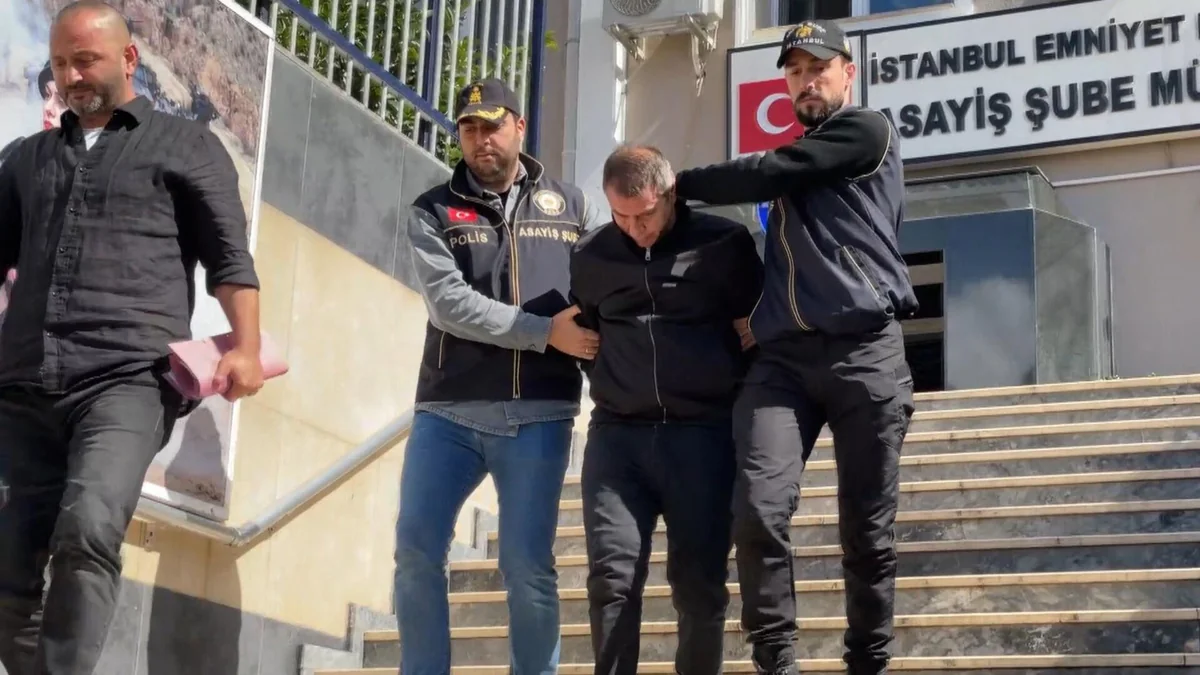9 yıllık firari Bağcılar'da yakalandı! Akrabalarının kimlikleriyle saklandığı ortaya çıktı