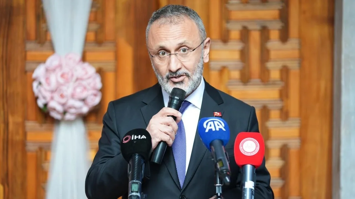 Eyüpsultan Belediyesi'ne yolsuzluk soruşturması: 28 gözaltı