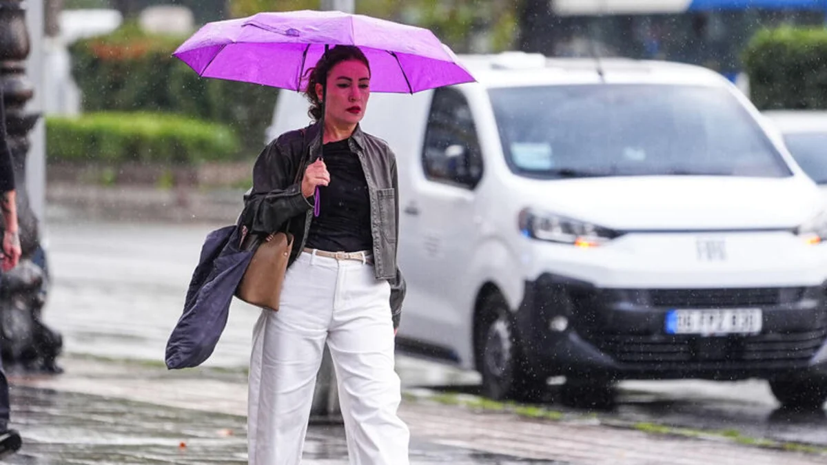 Meteoroloji'den bu bölgeler için sağanak yağmur ve fırtına uyarısı