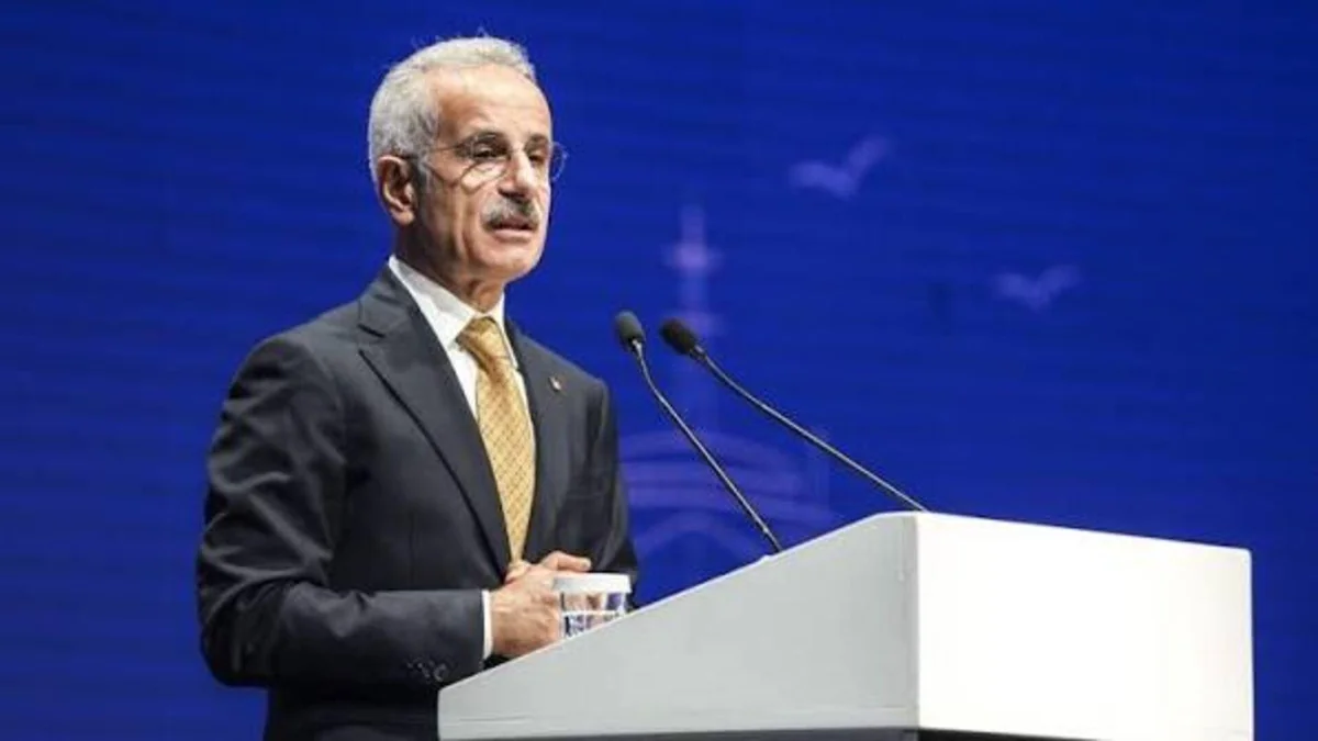 Ulaştırma ve Altyapı Bakanı Abdulkadir Uraloğlu: "Fon sürecinde ucu kime dokunuyorsa gereği yapılacak"