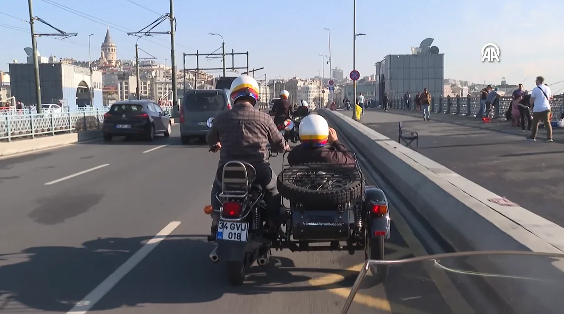 İstanbul'da ilk ve tek! Denenmemiş yeni tur konsepti turistlerin gözdesi, sokakları böyle keşfediyorlar
