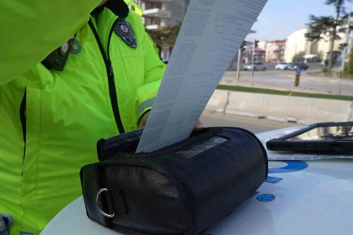 Kırıkkale’de 4 kişinin yaralandığı kazada ehliyetsiz ve alkollü sürücüye 350 bin lira ceza