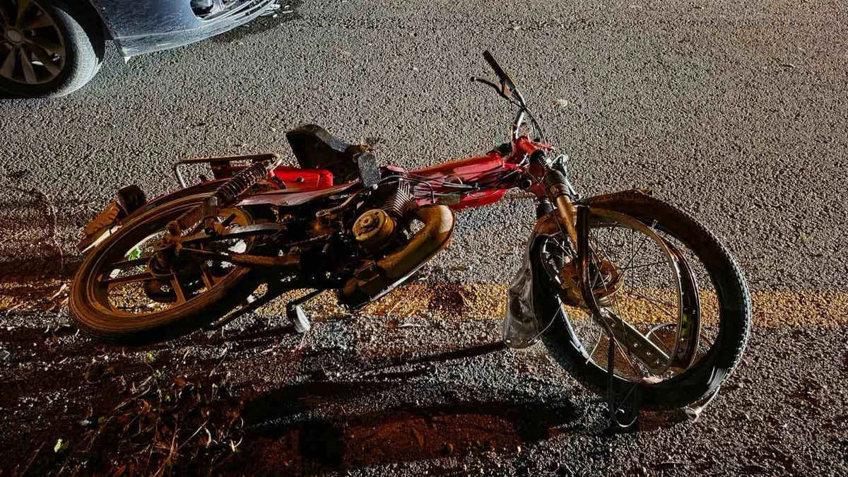 Sakarya Akyazı'da otomobille çarpışan motosikletin sürücüsü hayatını kaybetti.