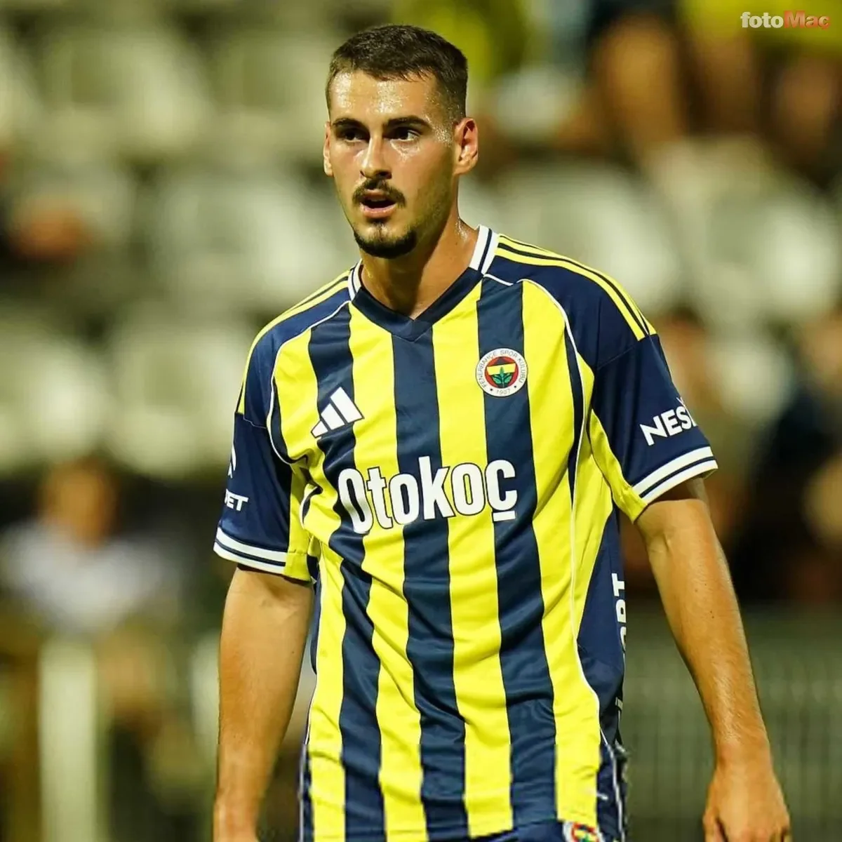 Fenerbahçe'de 2 ayrılık birden! Menajerine "Bana kulüp bul" dedi