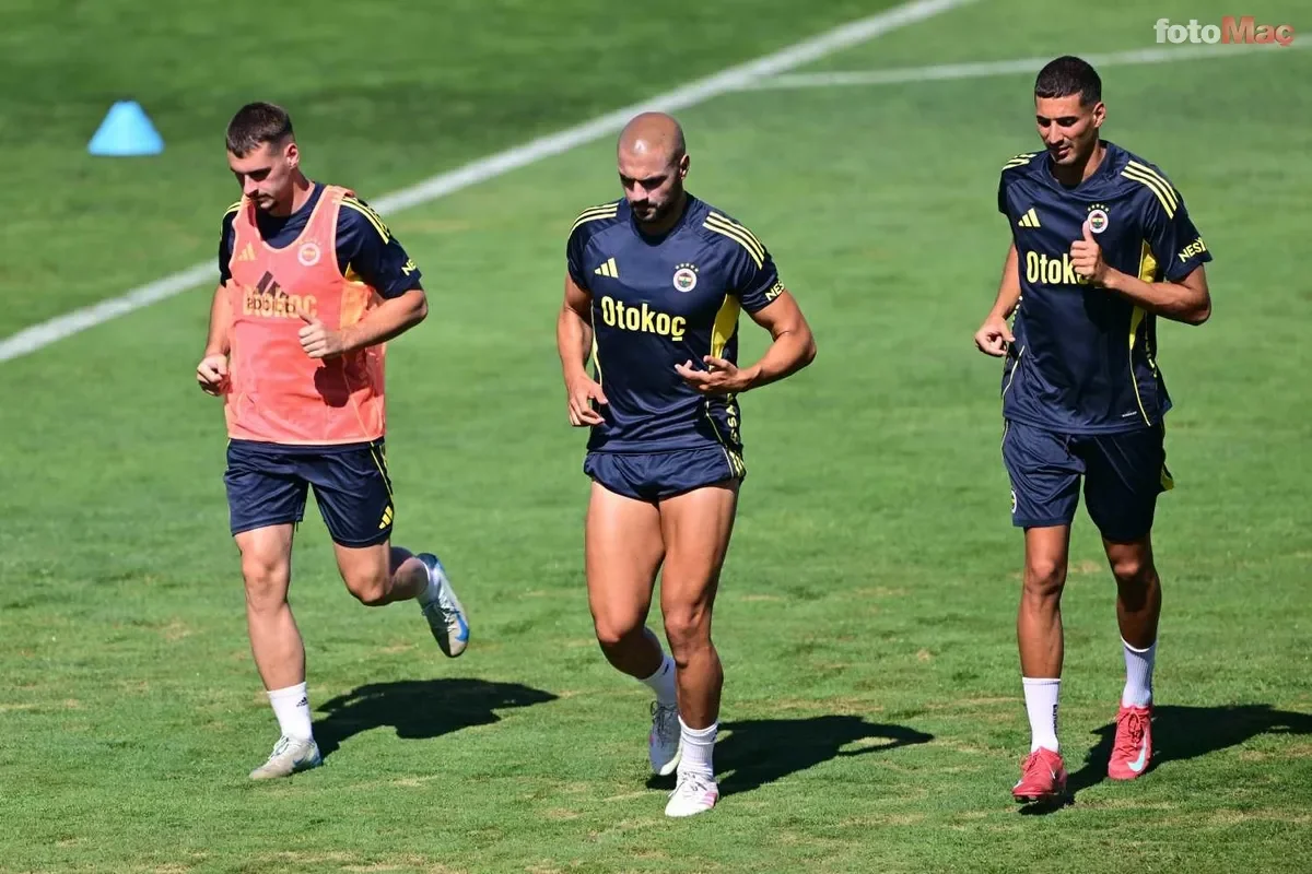 Fenerbahçe'de 2 ayrılık birden! Menajerine "Bana kulüp bul" dedi