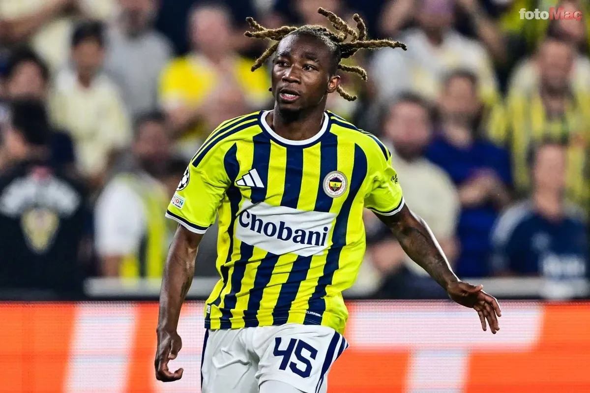 Fenerbahçe'de 2 ayrılık birden! Menajerine "Bana kulüp bul" dedi