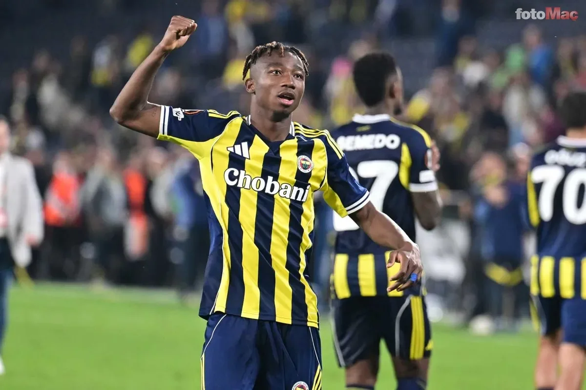 Fenerbahçe'de 2 ayrılık birden! Menajerine "Bana kulüp bul" dedi