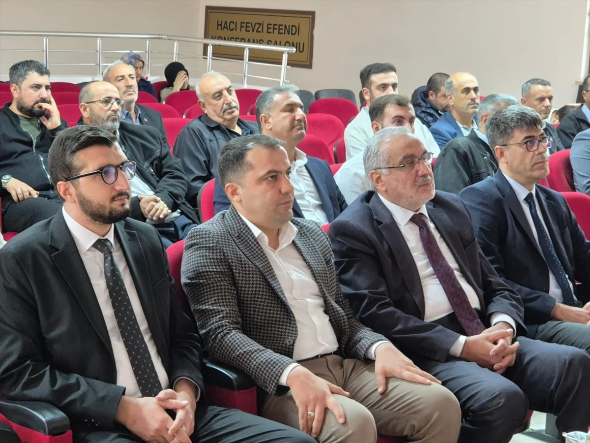 Keban İlçe Müftülüğü 'Camiler ve Sosyal Hayat' konulu konferans düzenledi