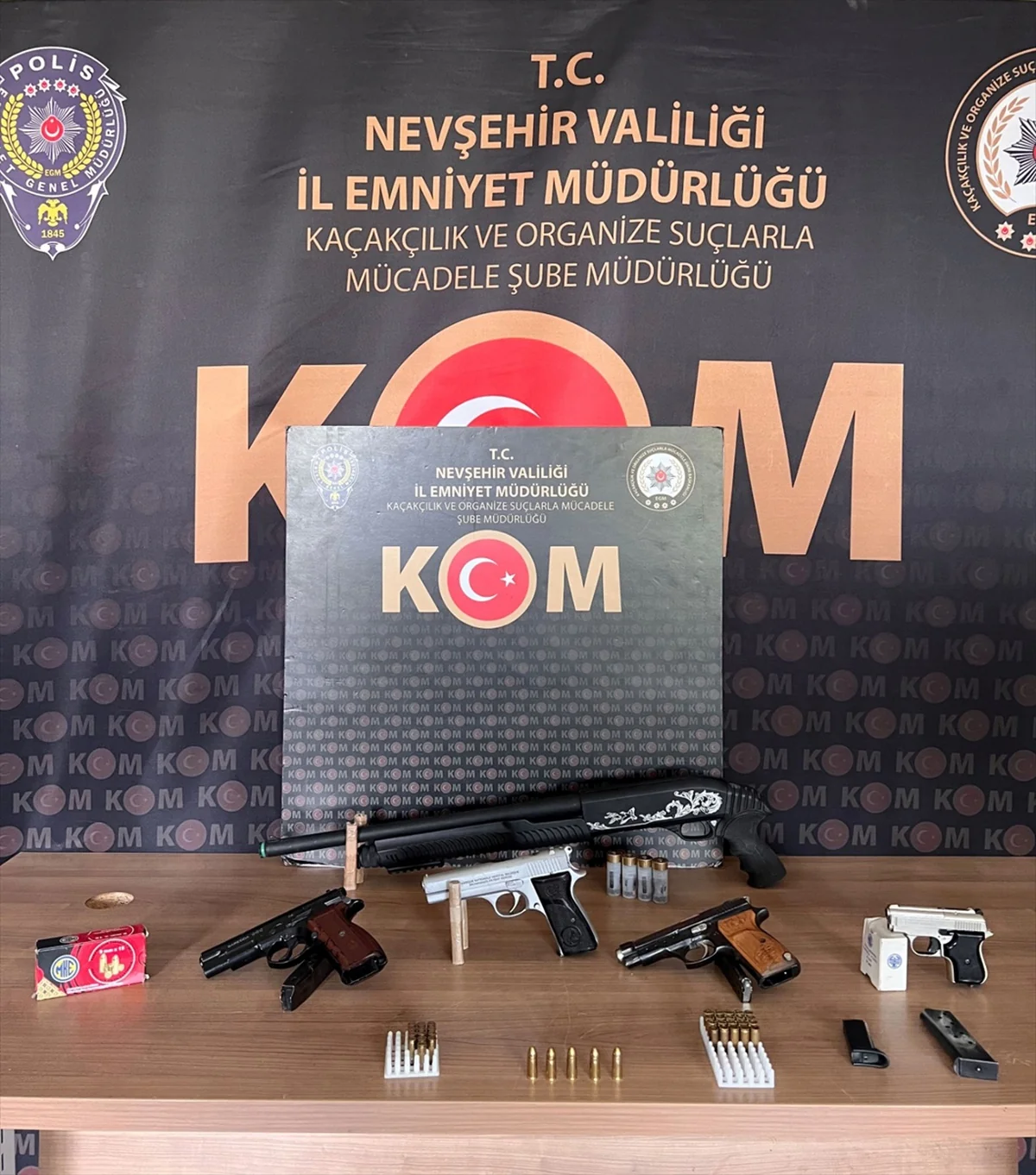 Nevşehir'de suç örgütü operasyonunda 10 şüpheli gözaltına alındı