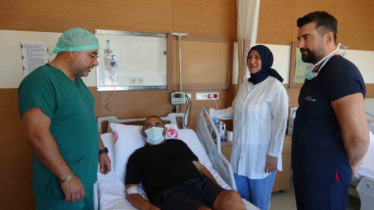 Çanakkale Gelibolu'da Nurdoğan Alyaz eşinin böbreğiyle 8 günde sağlığına kavuştu