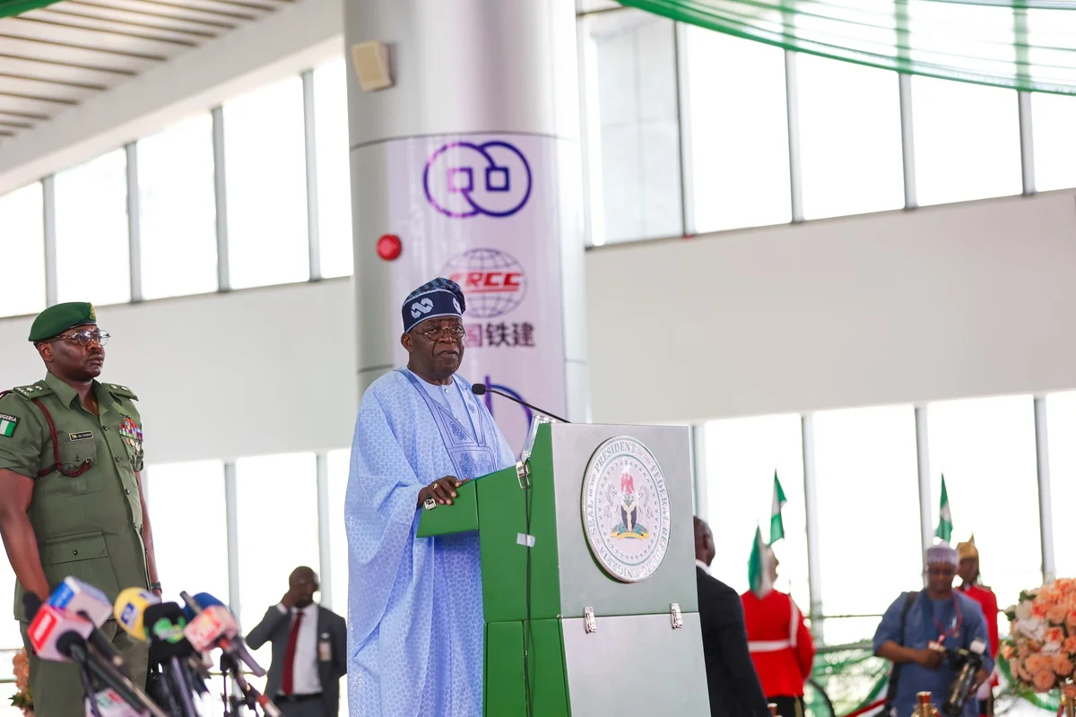 Tinubu, Ondo'da düşen askeri uçakta 32 kişinin hayatını kaybettiğini doğruladı