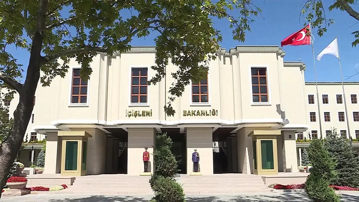 5 belediye başkanı ve başkan vekiline görevden uzaklaştırma kararı