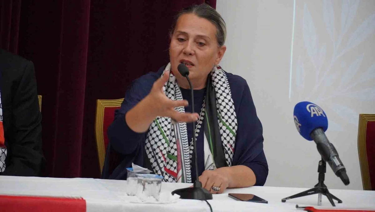 7 bölge 9 ilde eş zamanlı düzenlenen Gazze paneli Manisa CBÜ'de yapıldı