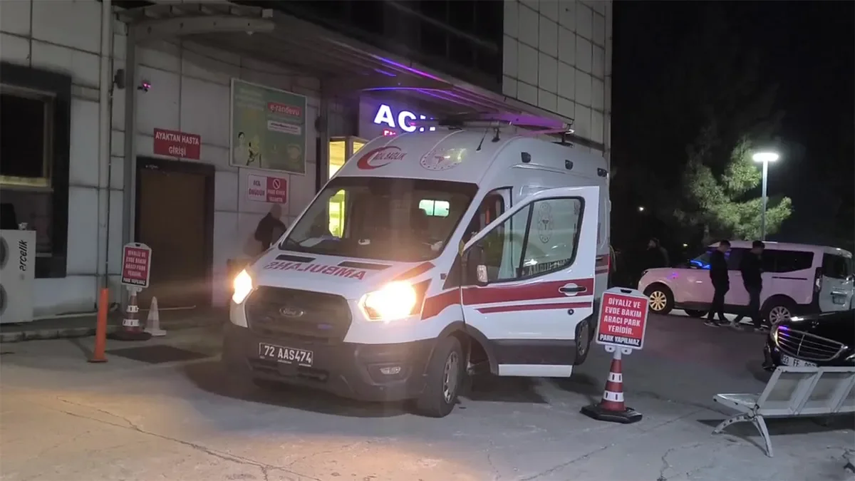 Batman'da otomobil bahçeye uçtu: 5 kişi yaralandı