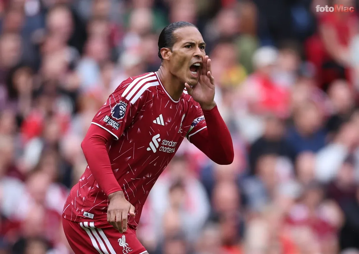 Galatasaray'dan transferde Van Dijk bombası!