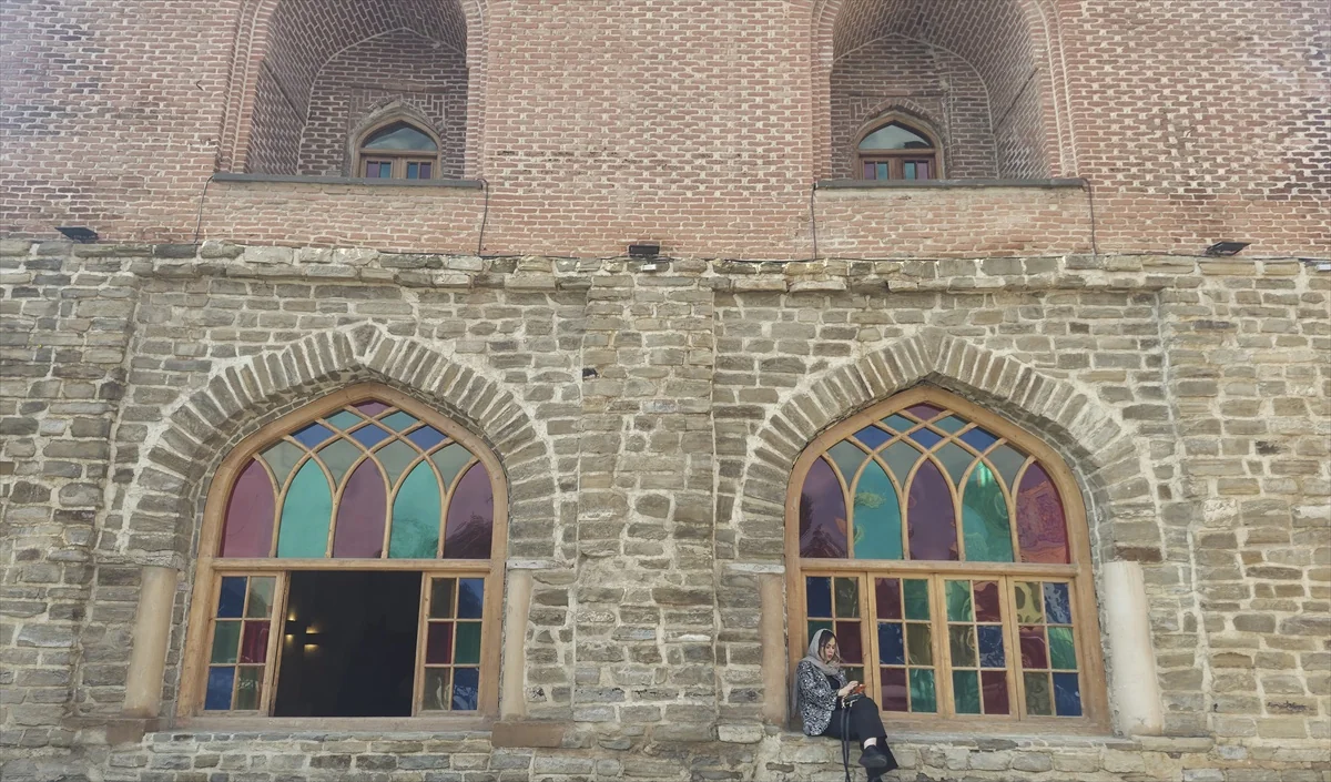 İran'ın Urumiye kentindeki Ulu Camii, Selçuklu'dan Kaçar'a izler taşıyor