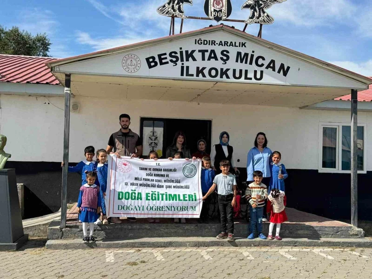 Iğdır Doğa Koruma ve Milli Parklar ekipleri, öğrencilere biyoçeşitlilik eğitimi verdi