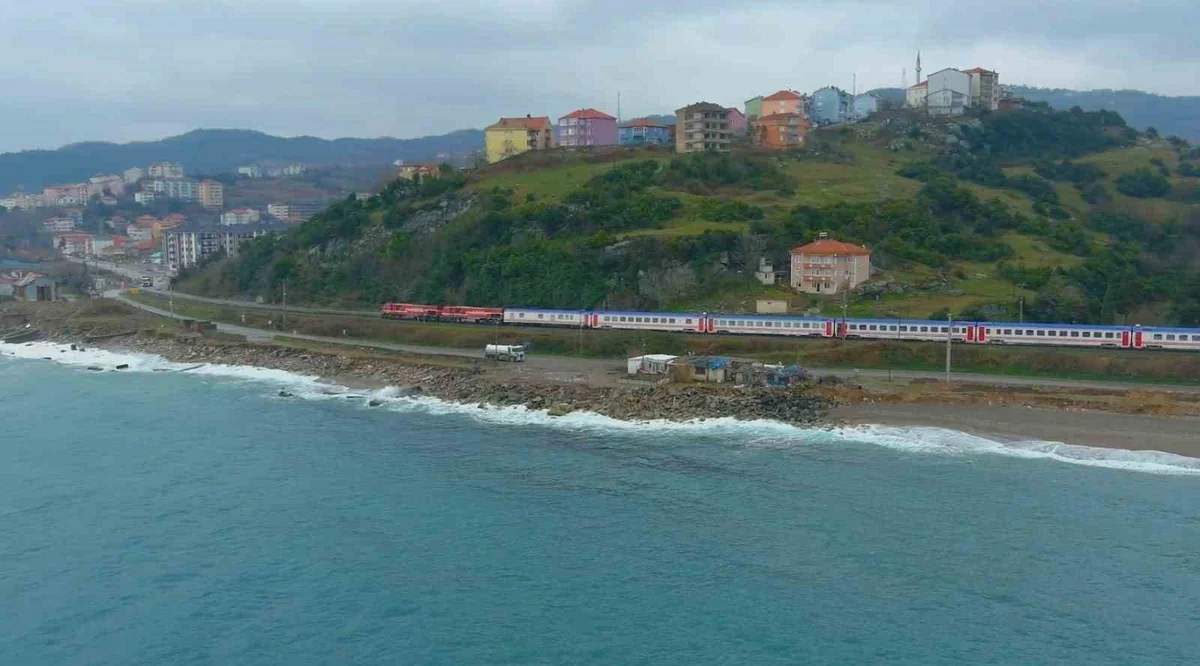 Karaelmas Ekspresi ilk seferini yüzde 87 dolulukla tamamladı, yeni seferler açıklandı