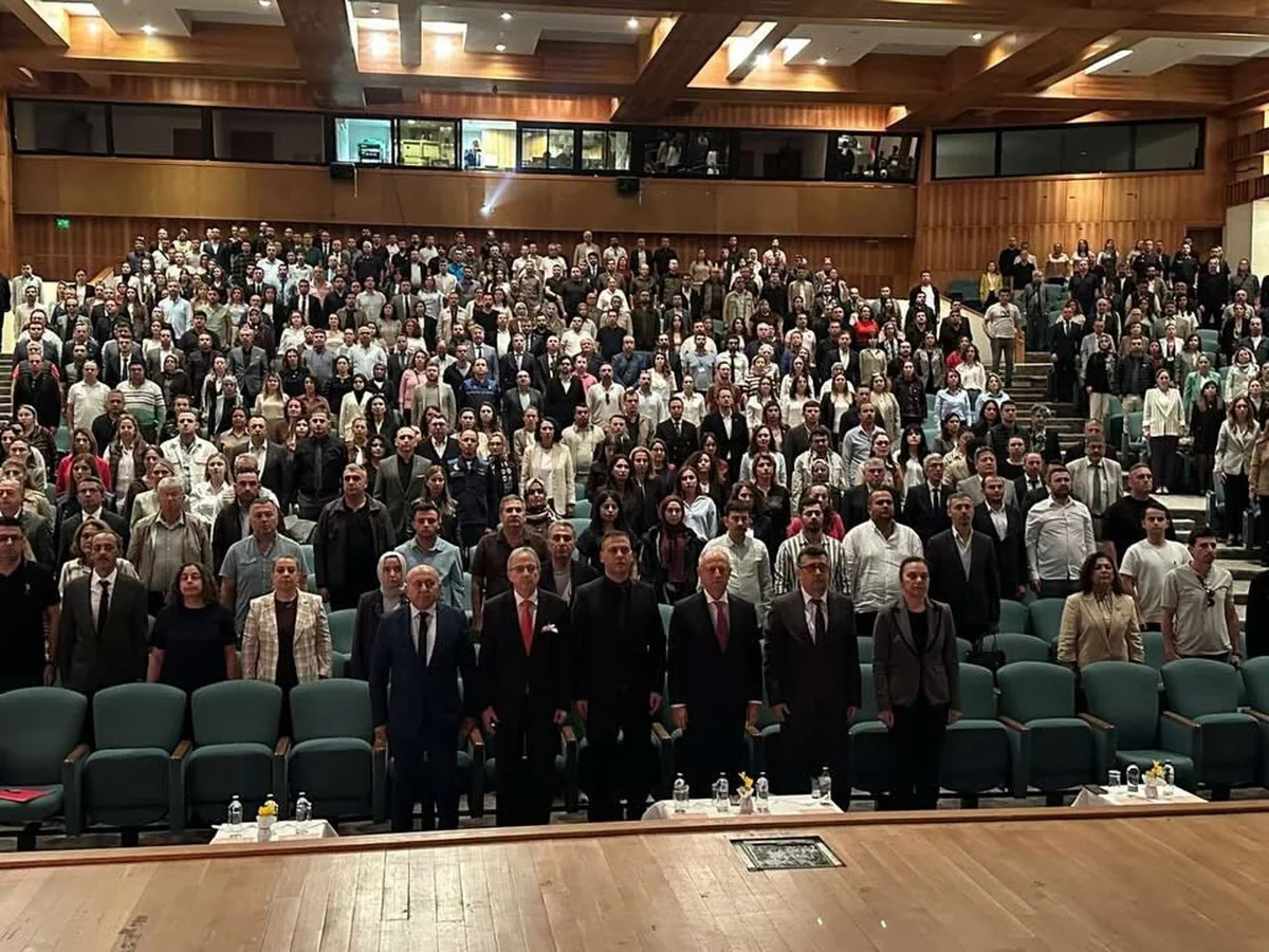 Muğla'da kamu personeline dezenformasyon ve yapay zeka eğitimi başladı