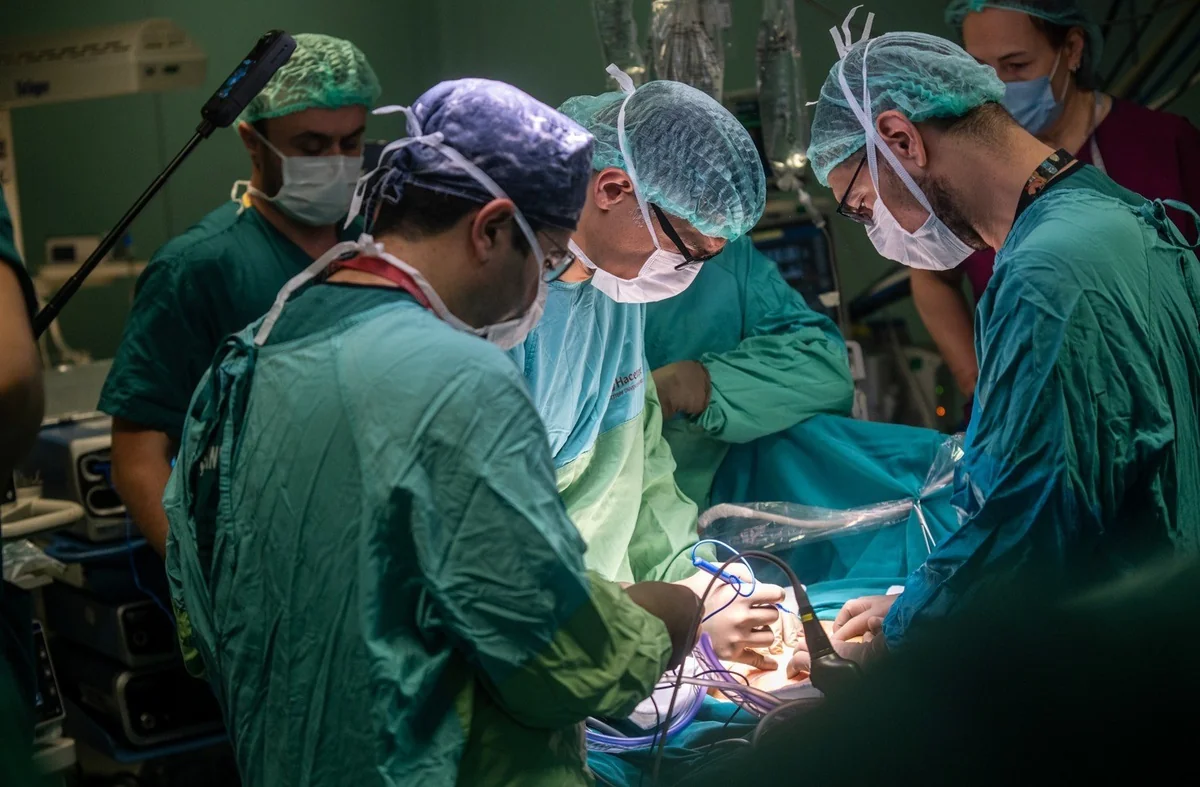 Hacettepe'de spina bifidalı iki bebeğe 24 saatte anne karnında ameliyat yapıldı