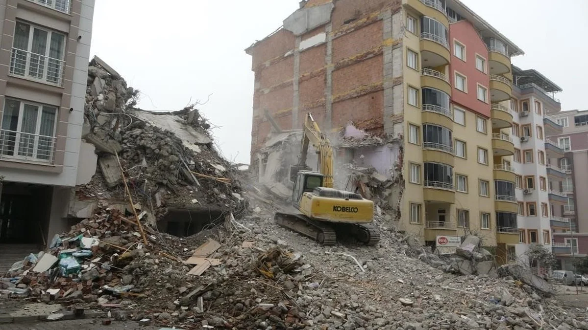 Malatya merkezli 7 ilde 4 ayrı yıkım soruşturmasında 26 şüpheli yakalandı
