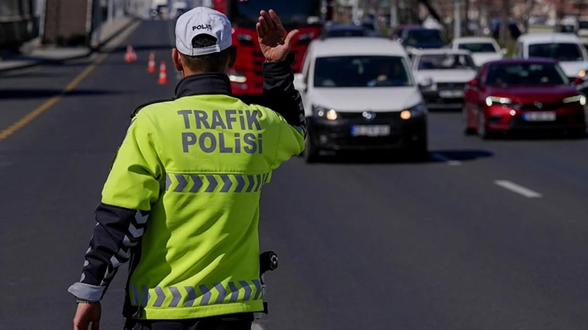 Ankaralılar dikkat! Emniyet duyurdu, yarın birçok yol trafiğe kapanacak