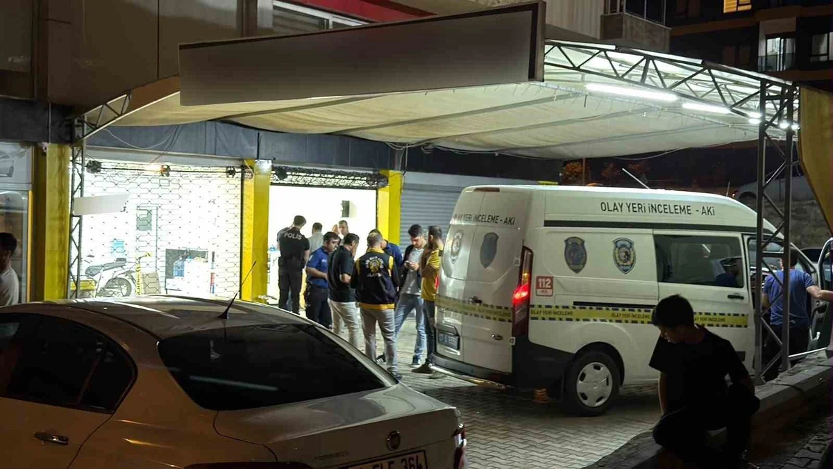 Alanya'da silahlı kavgada ölen 2 kişiden Ahmet Çatar'ın cenazesi teslim alındı