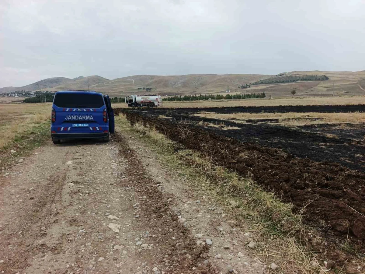 Siirt Kurtalan'da anız yakan çiftçiye para cezası kesildi, adli işlem başlatıldı