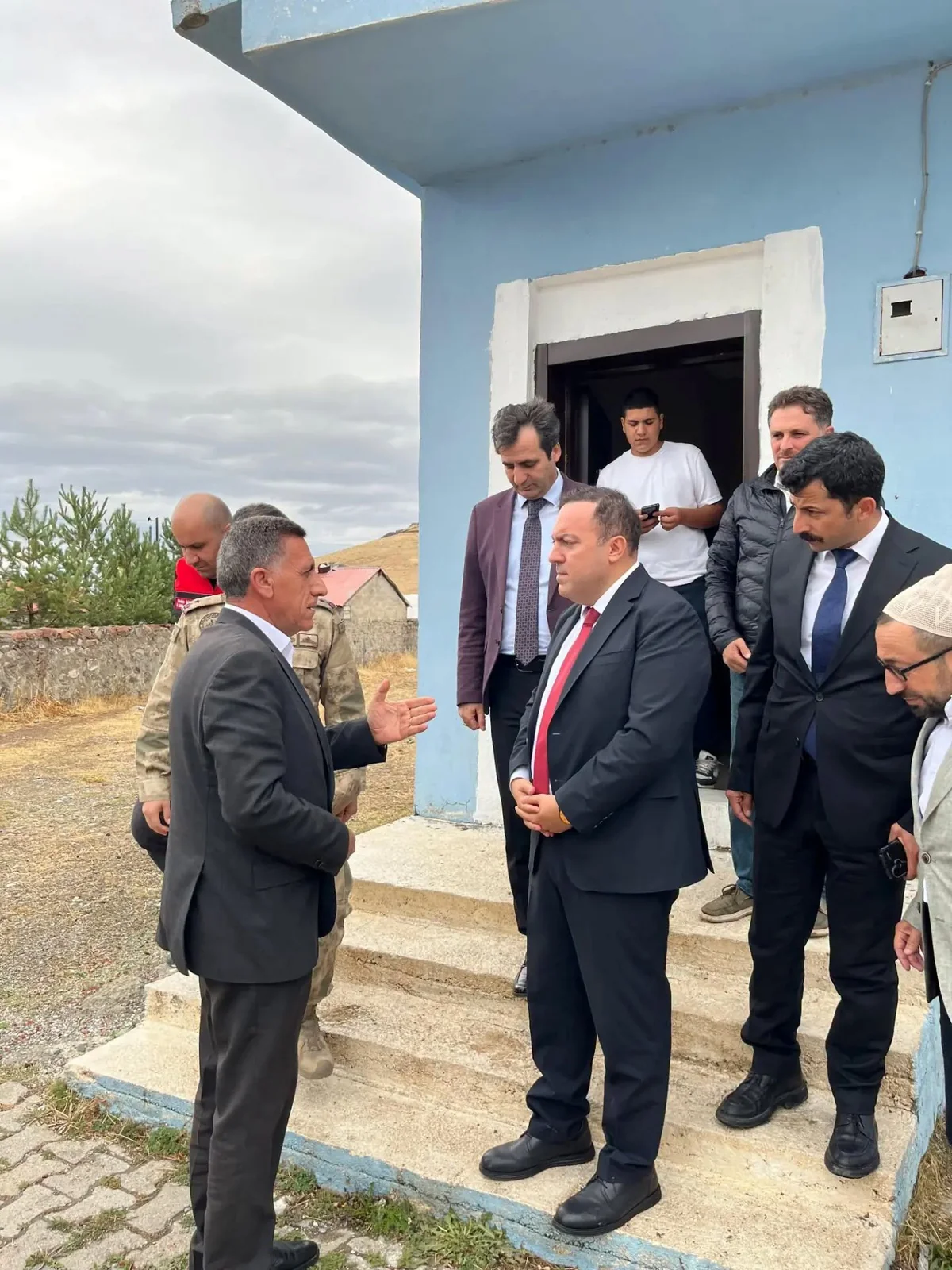 Vali Yardımcısı Karataş, Kumlugeçit ve Arakonak dahil köyleri ziyaret etti