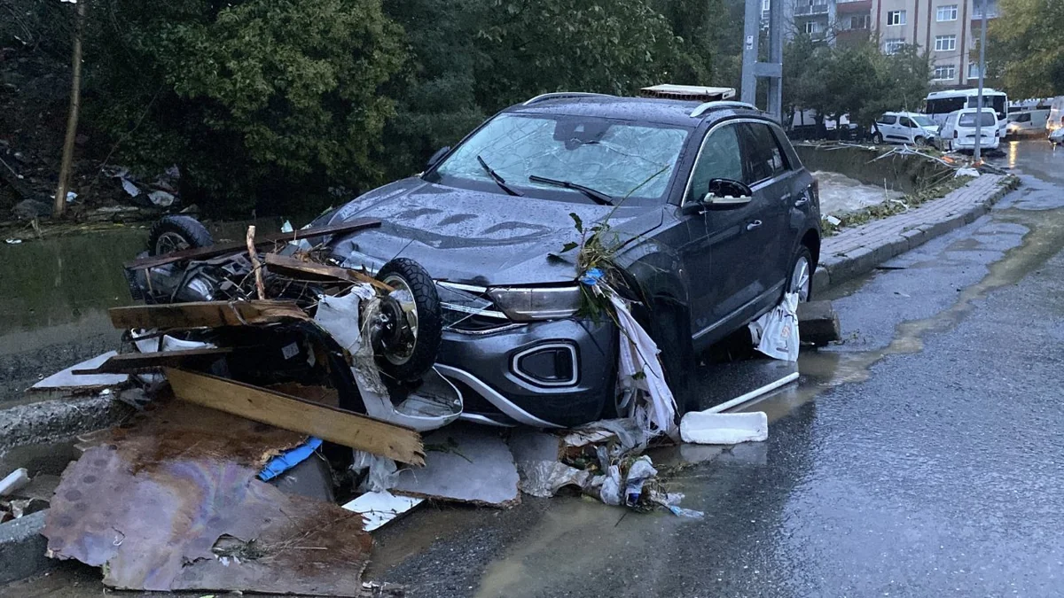 İstanbulda önlemler karşılık buldu! Trafik yoğunluğu yüzde 47 seviyesinde kaldı