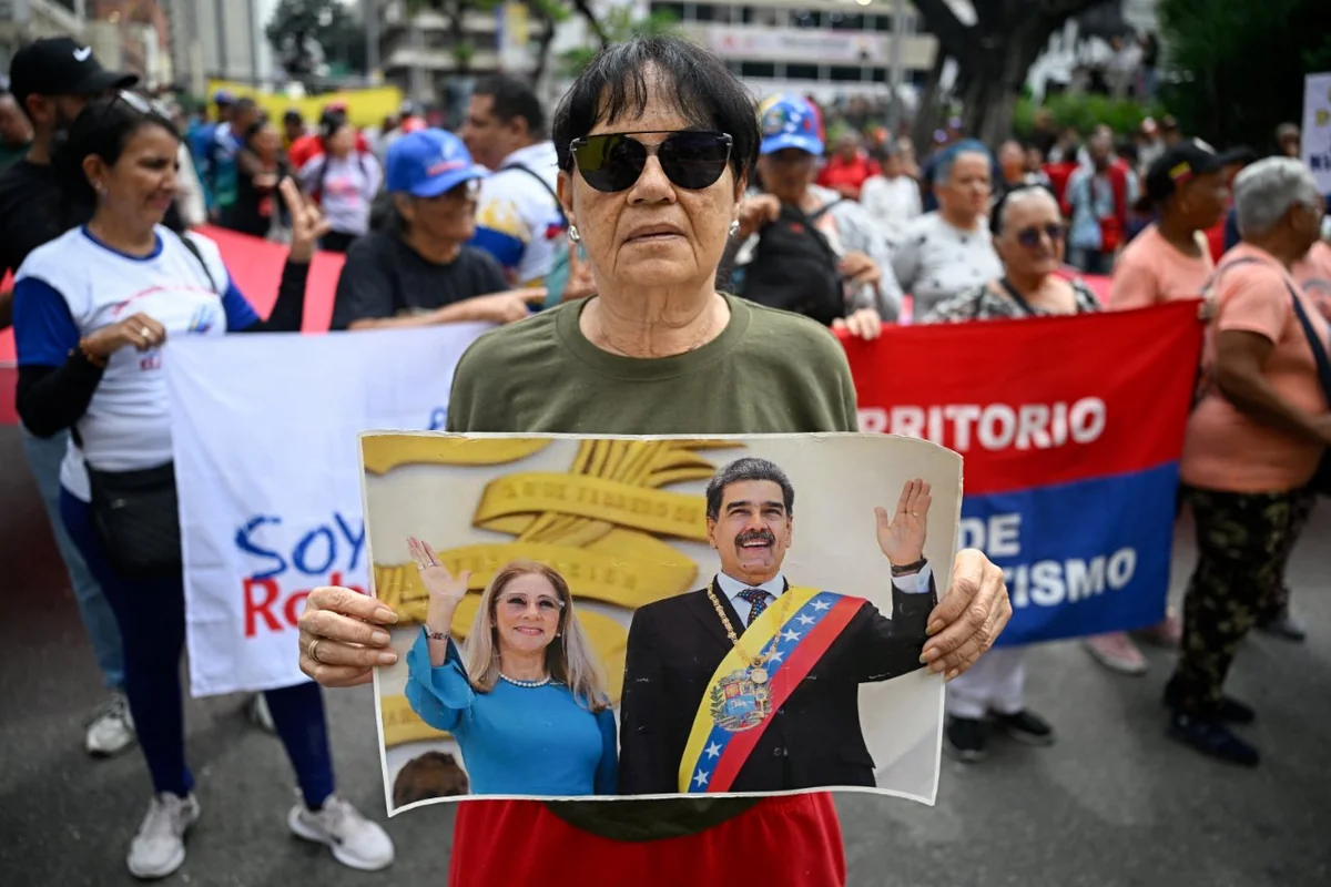 ABD’nin alıkoyduğu Maduro’ya oğlundan destek: Dimdik ayaktalar