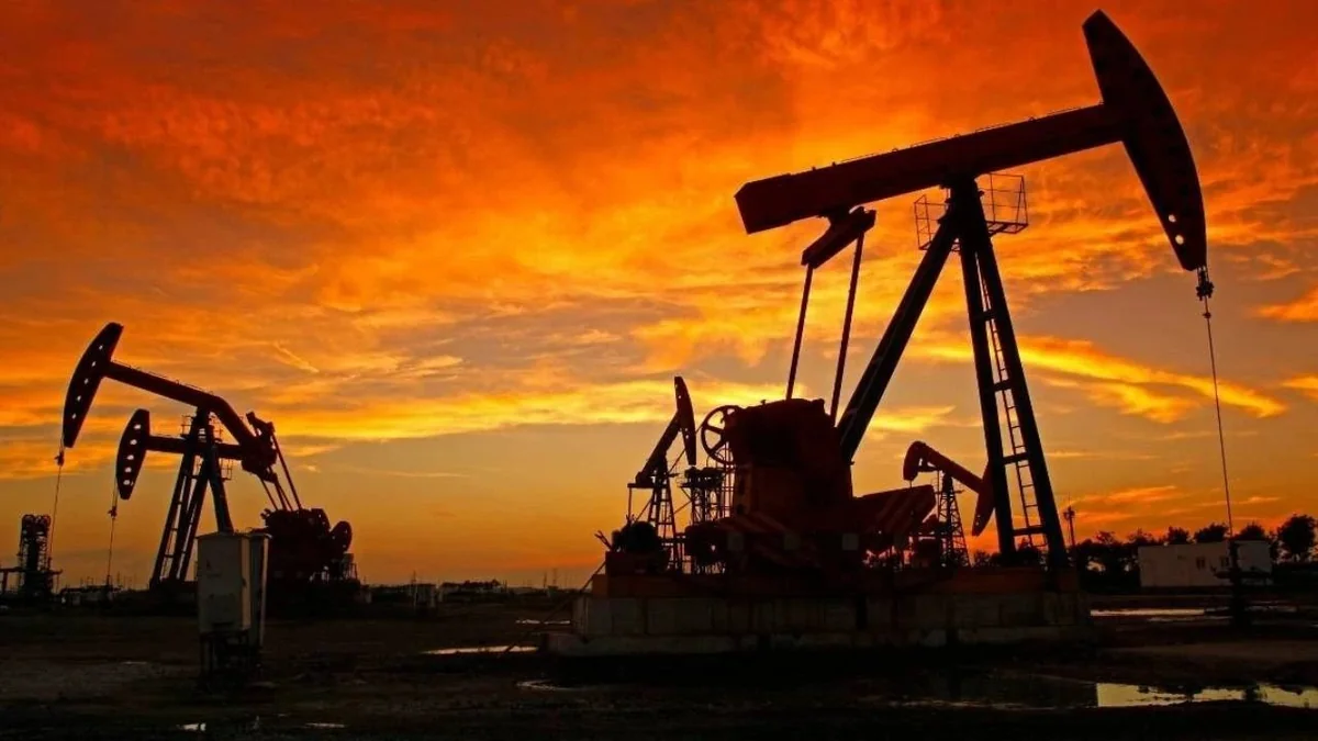 Petrolün ateşi düşmüyor! Yeniden kritik seviyeyi test etti