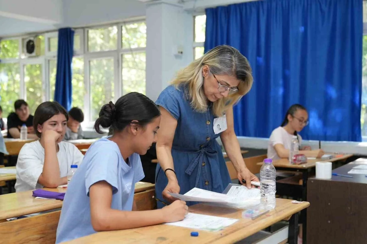 MEB'den ortak sınav sistemi açıklaması: Öğretmenin söz hakkı korunacak