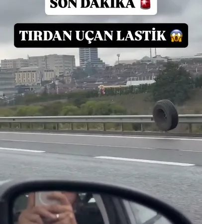 Kuzey Marmara Otoyolu'nda Tırdan Kopan Lastik Metrelerce Yol Aldı